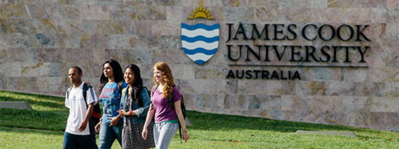 James Cook University (JCU)