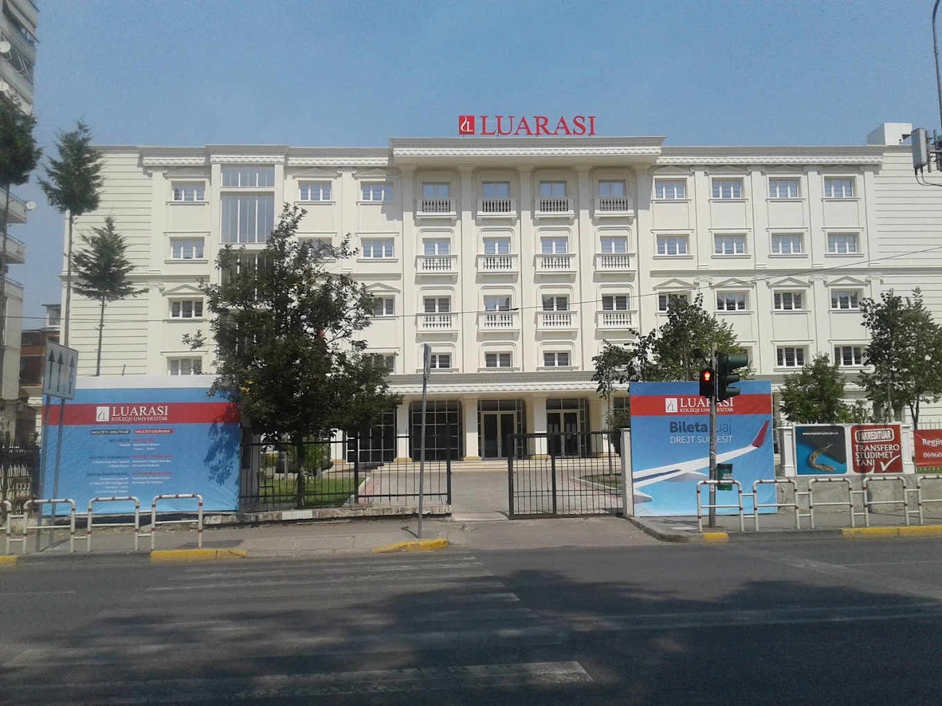 Luarasi University